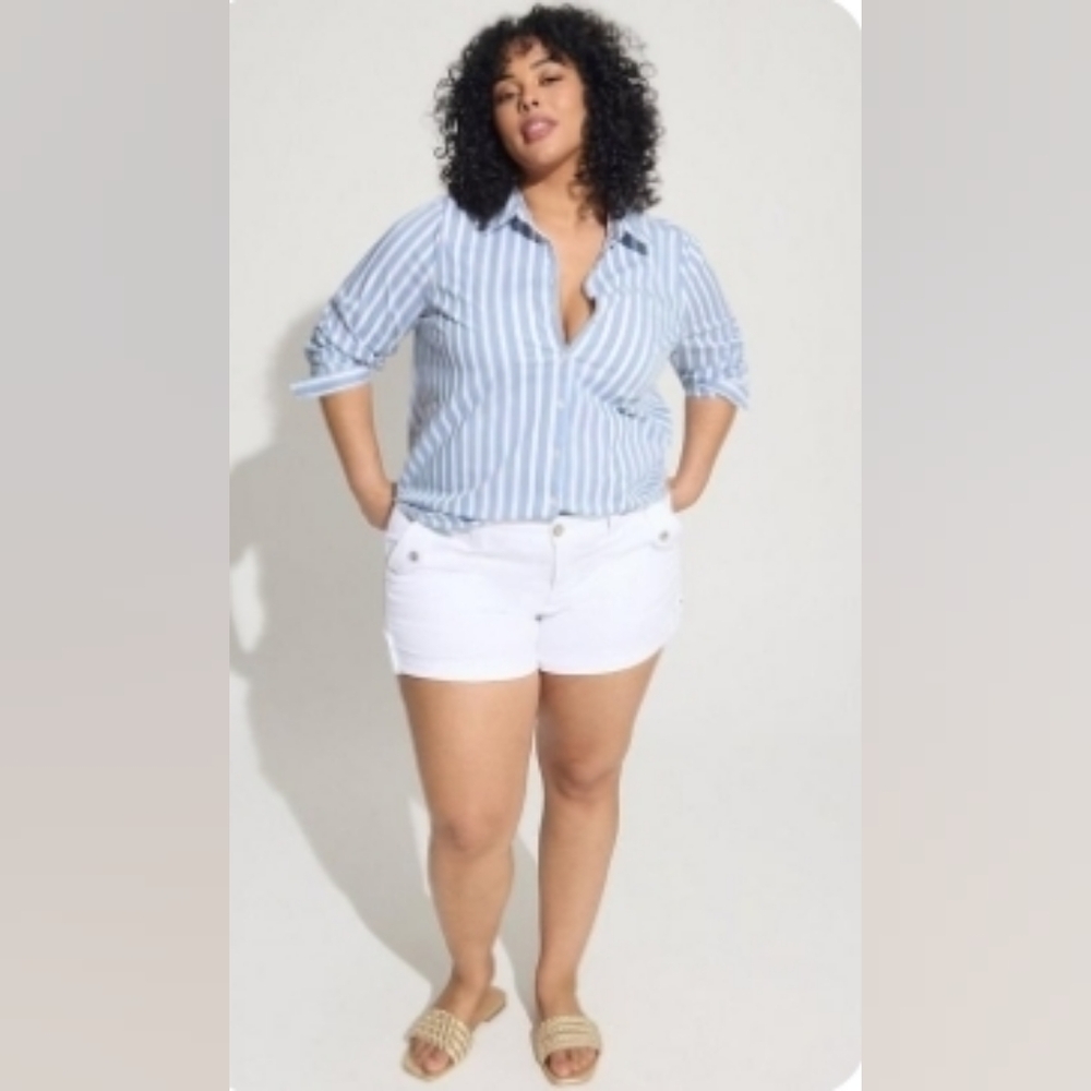 Madison Poplin Long Sleeved Button Up Top